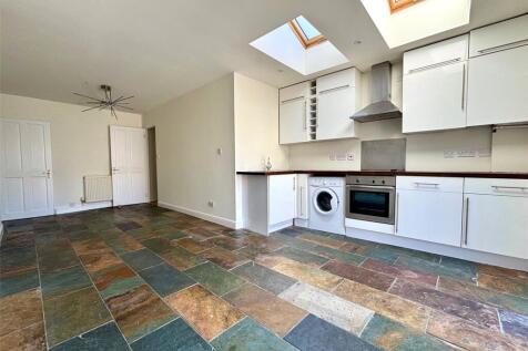 Kitchen Family Room