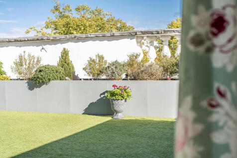 Private Garden