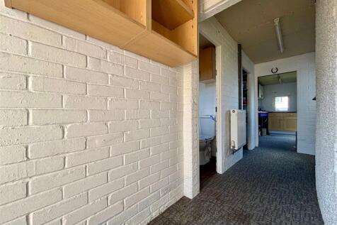 Cloakroom &amp; Store