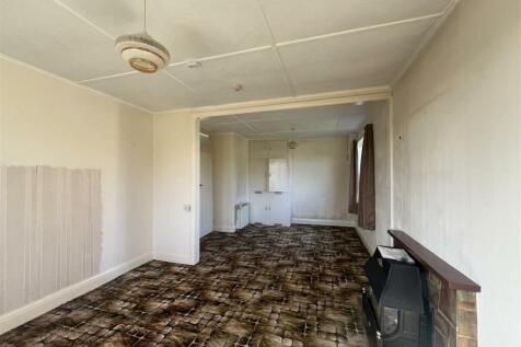 Lounge Dining Room