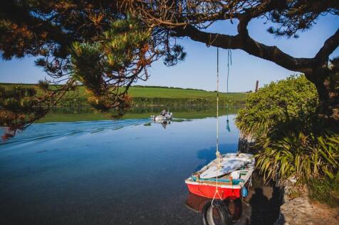 Close to the Gannel Estuary