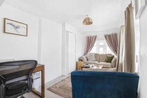 KITCHEN / LIVING / DINING ROOM