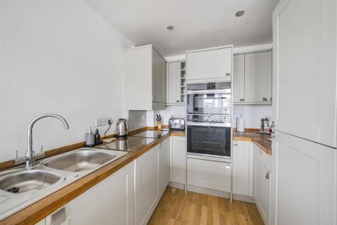 Kitchen/dining room/lounge