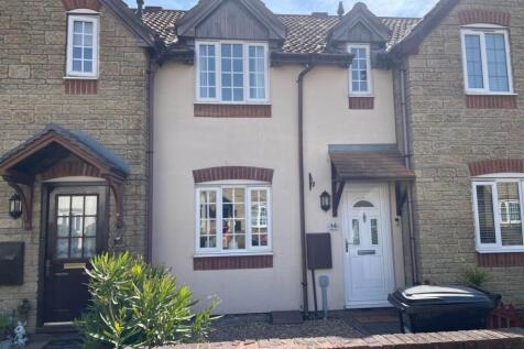 hedge close 14 front