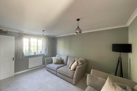 hedge close 14 loung