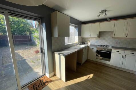 riverside close 18 k