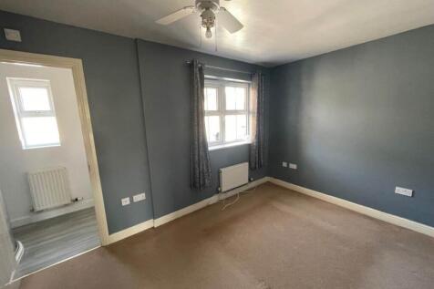 riverside close 18 b