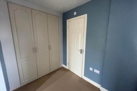 riverside close 18 b