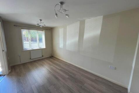 sloe close 15 lounge