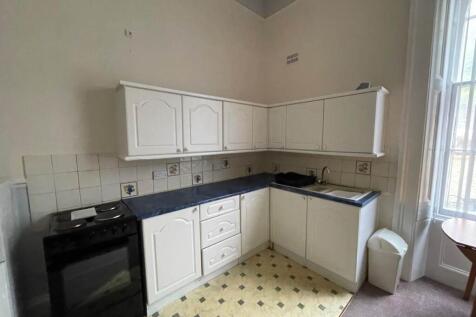 hall flat 44 south r