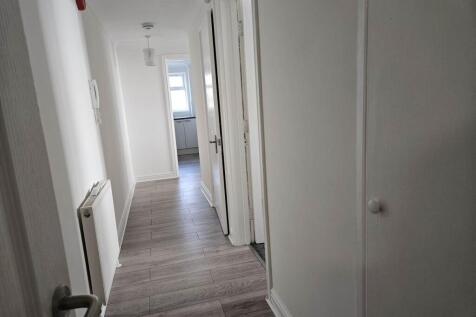 holland court 1 hall