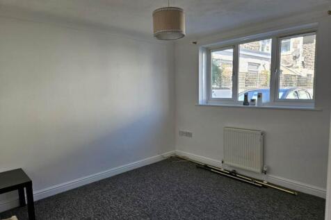 holland court 1 loun