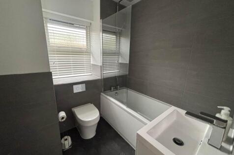 riverside court 4 ba