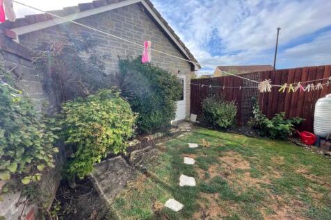 artemesia ave 4 rear