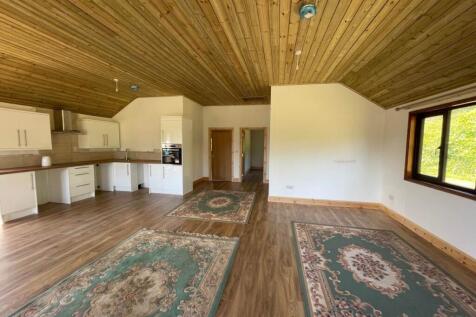 LAVENDER LIVING AREA