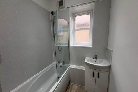 clarence grove rd 14