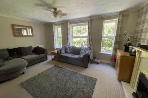 lounge 2