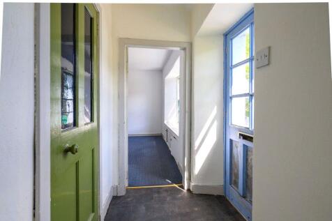 Front  Hallway
