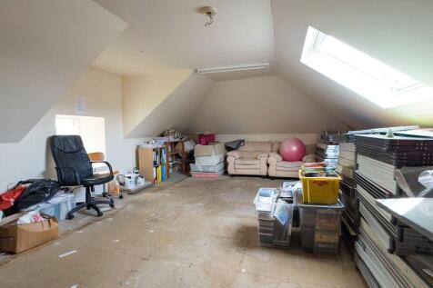 Coach House/Store
