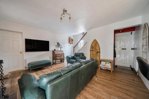 1368590-11-68ef98...