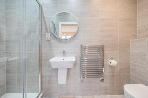 1372929-101-69023...