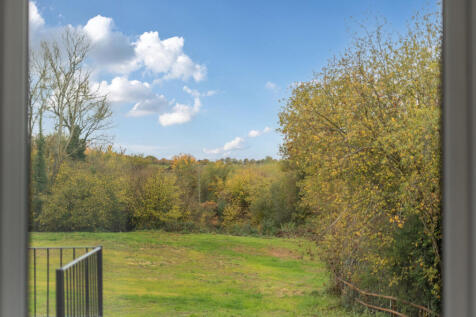 1372929-27-69023b...