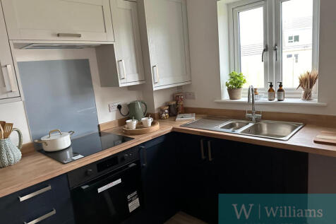 Kitchen / showroom
