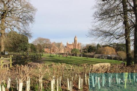Short walk to Quarr Abbey