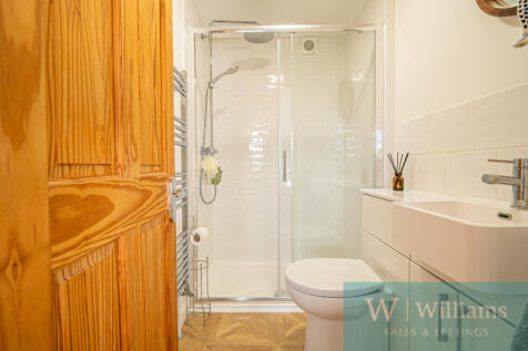 Annex shower room