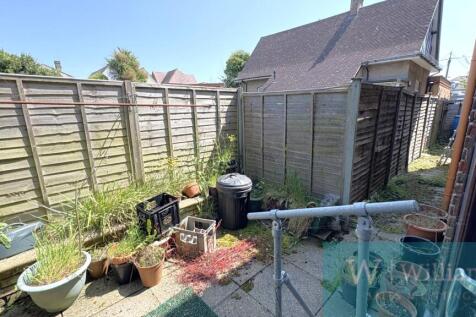 Courtyard garden