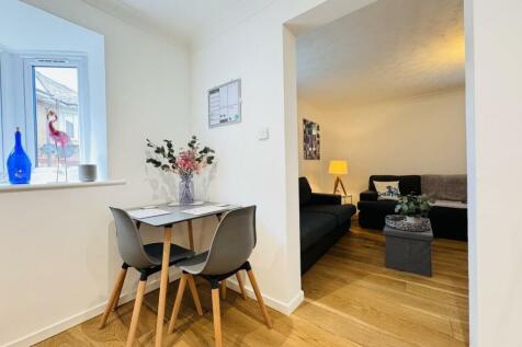 DINING SPACE