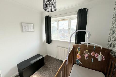 BEDROOM 3 (FRONT)