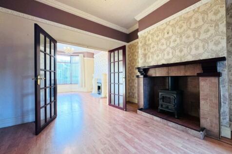 REAR RECEPTION