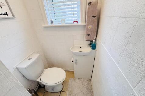 CLOAKROOM/WC