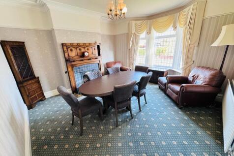 FRONT RECEPTION ROOM
