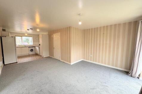 LOUNGE/DINING/KITCHEN