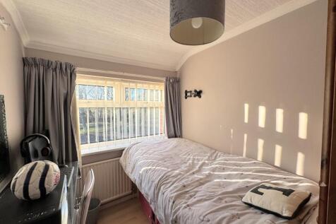 Bedroom 3 (front)