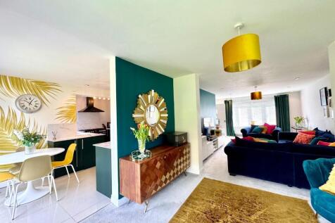 LOUNGE/DINER