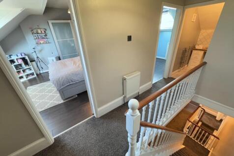 SECOND FLOOR LANDING