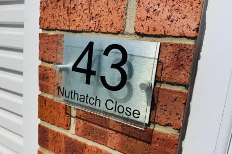 NUTHATCH CLOSE