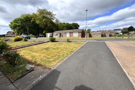 DRIVE &amp; FRONT GARDEN