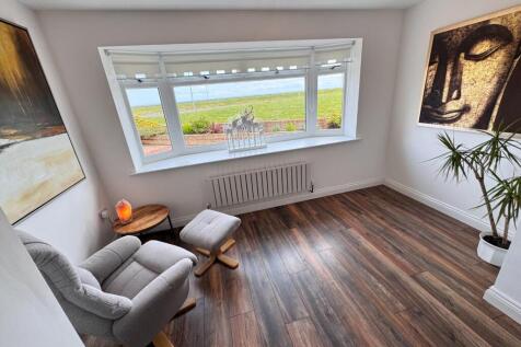 SITTING AREA