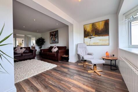 SITTING AREA