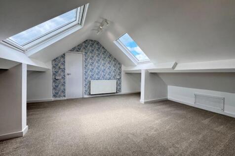 ATTIC ROOM