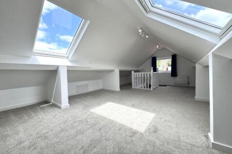 ATTIC ROOM