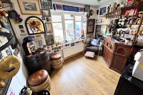 BAR/SNUG