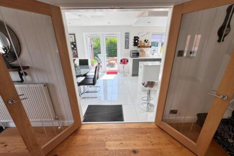 DOUBLE DOORS
