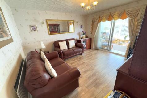 REAR RECEPTION