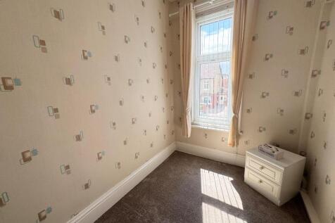 BEDROOM (FIRST FLOOR)