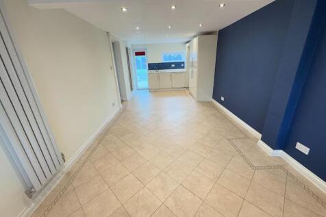 RECEPTION ROOM &amp; UTILITY AREA
